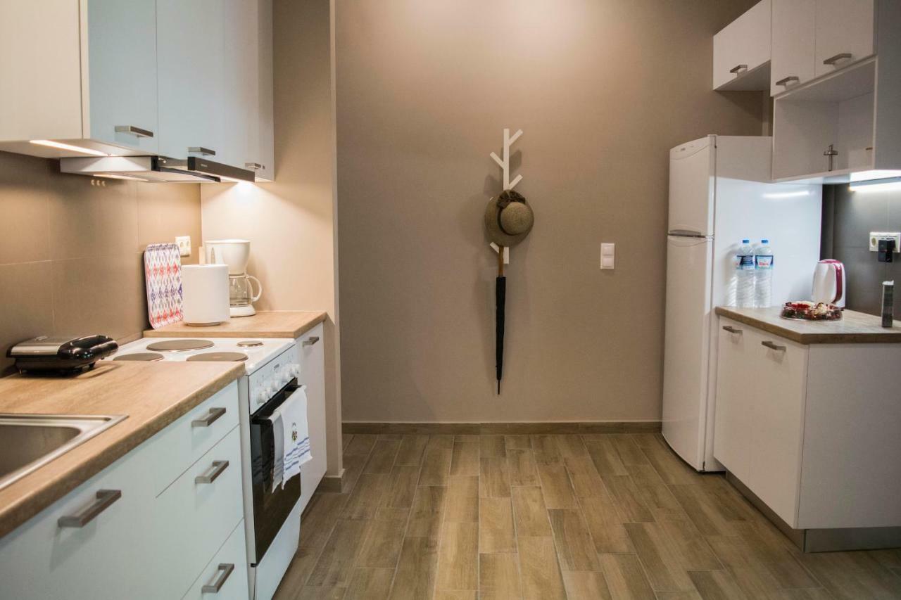 אתונה Chic And Minimal Apartment Close To Thissio Metro מראה חיצוני תמונה