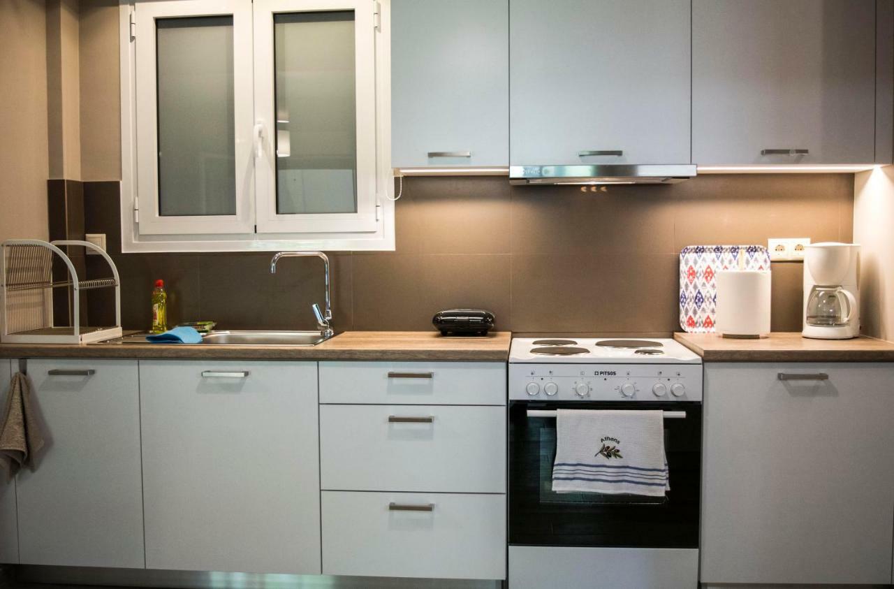 אתונה Chic And Minimal Apartment Close To Thissio Metro מראה חיצוני תמונה